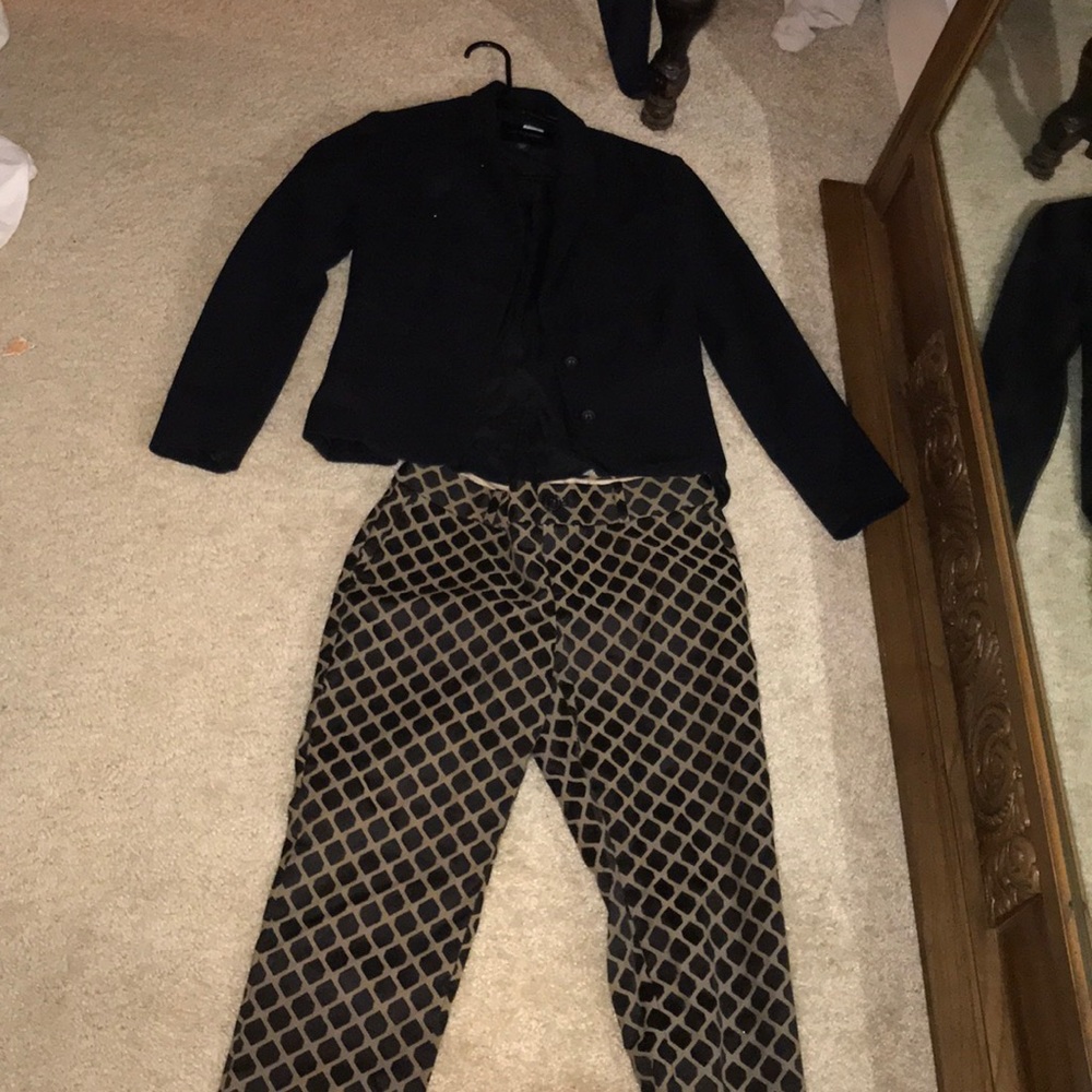 Clothes/jewelry